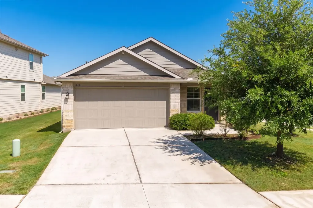 233 Baron Creek Trail, Bastrop