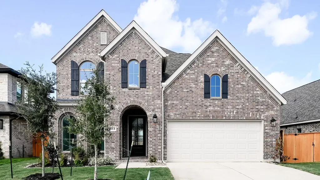 664 Bay Breeze Drive, Kyle