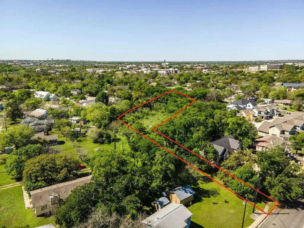 615 Pecan Avenue, Round Rock
