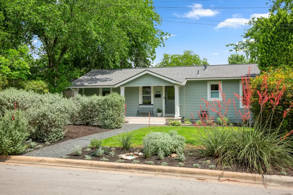 2010 Alegria Road, Austin