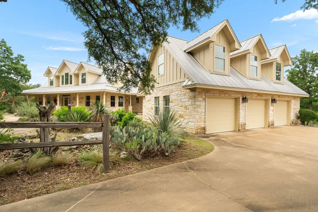 125 Covington Cove, Georgetown