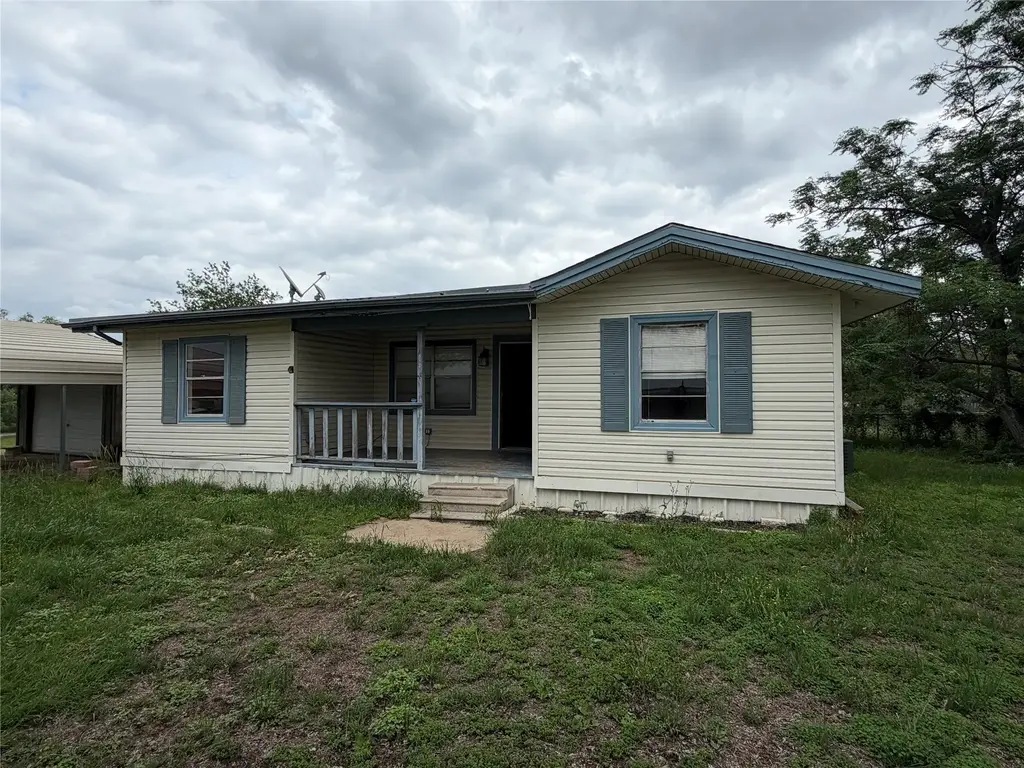 2009 Fm 1704 Road, Elgin