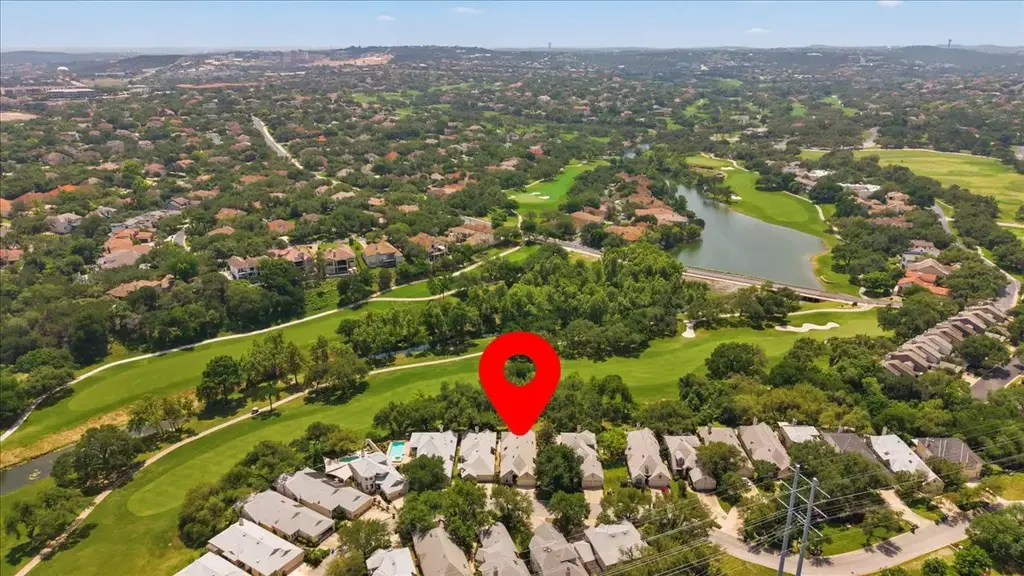 132 Double Eagle Drive 132, Austin