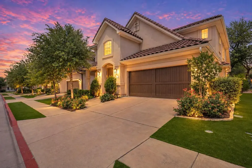 11904 Viscaya Way, Austin