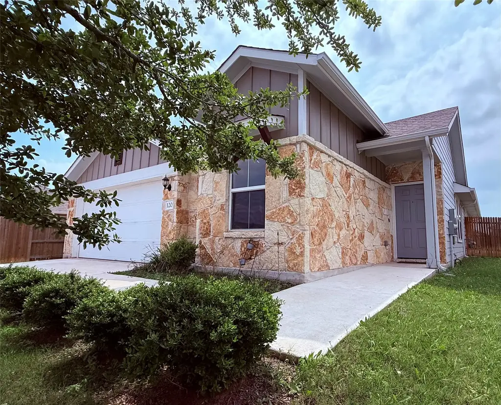 120 Trailside Lane, Bastrop