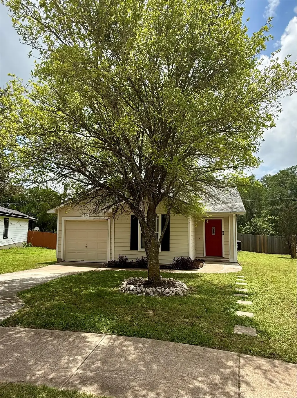 3504 Banda Lane, Austin