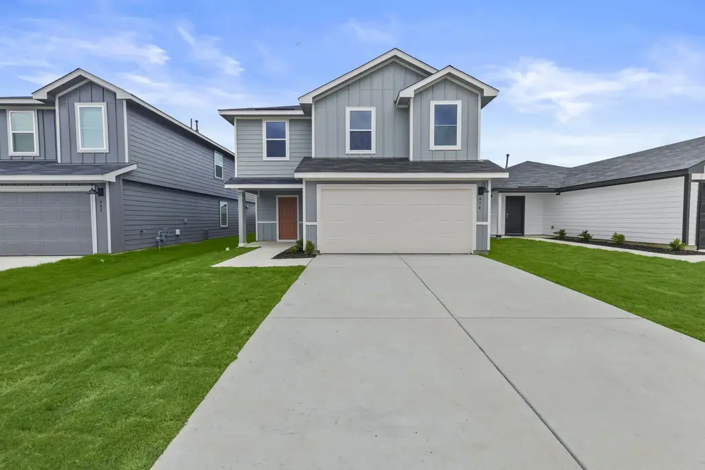 474 Low Pasture Trail, Maxwell