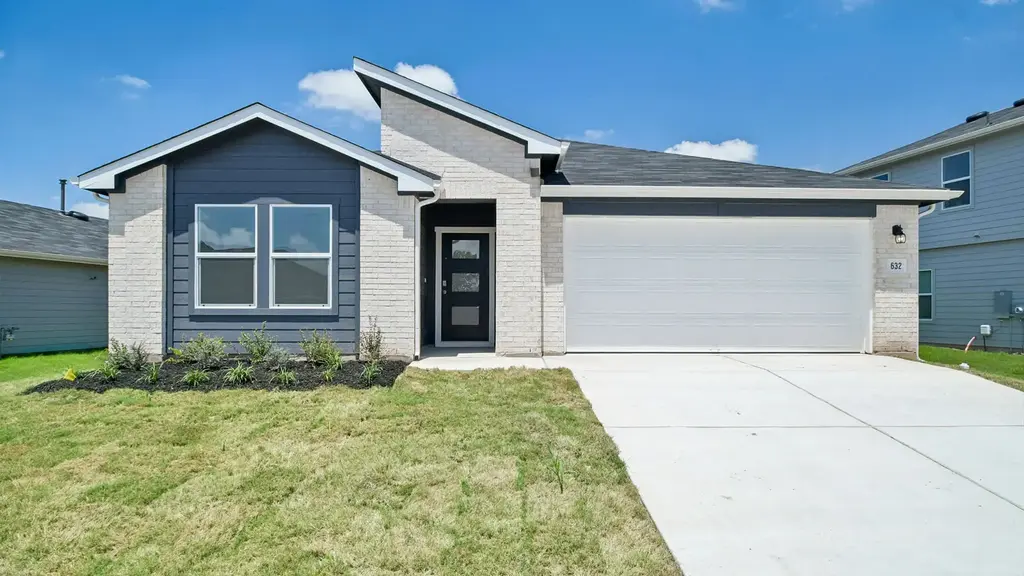 632 Globe Mallow Circle, Kyle