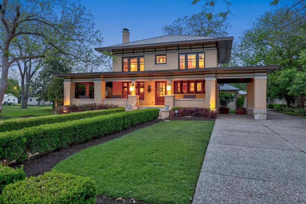 1242 S Austin Avenue, Georgetown