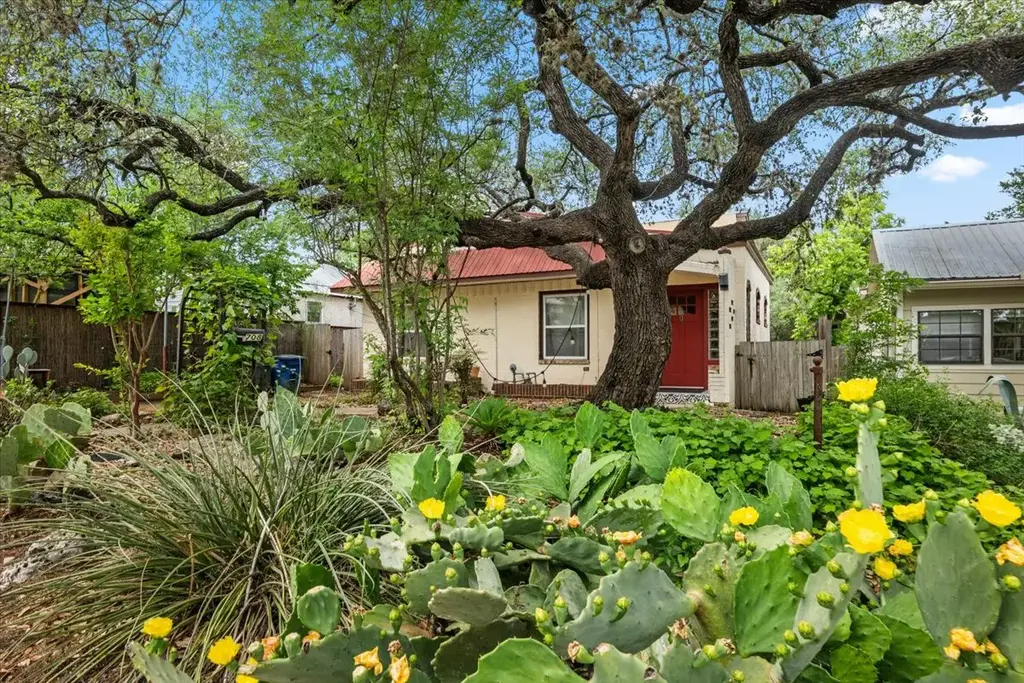 708 W Elizabeth Street, Austin