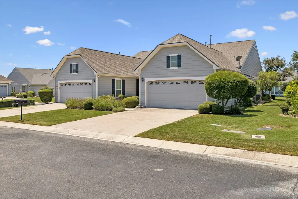 120 Bowie Circle, Georgetown