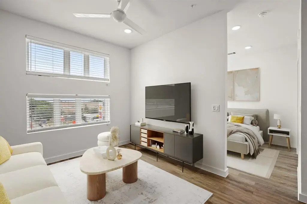 6324 N Lamar Boulevard 424, Austin