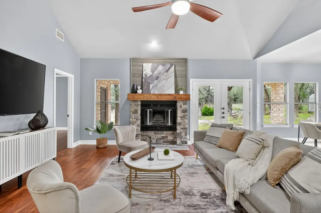 128 Mockingbird Lane, Georgetown