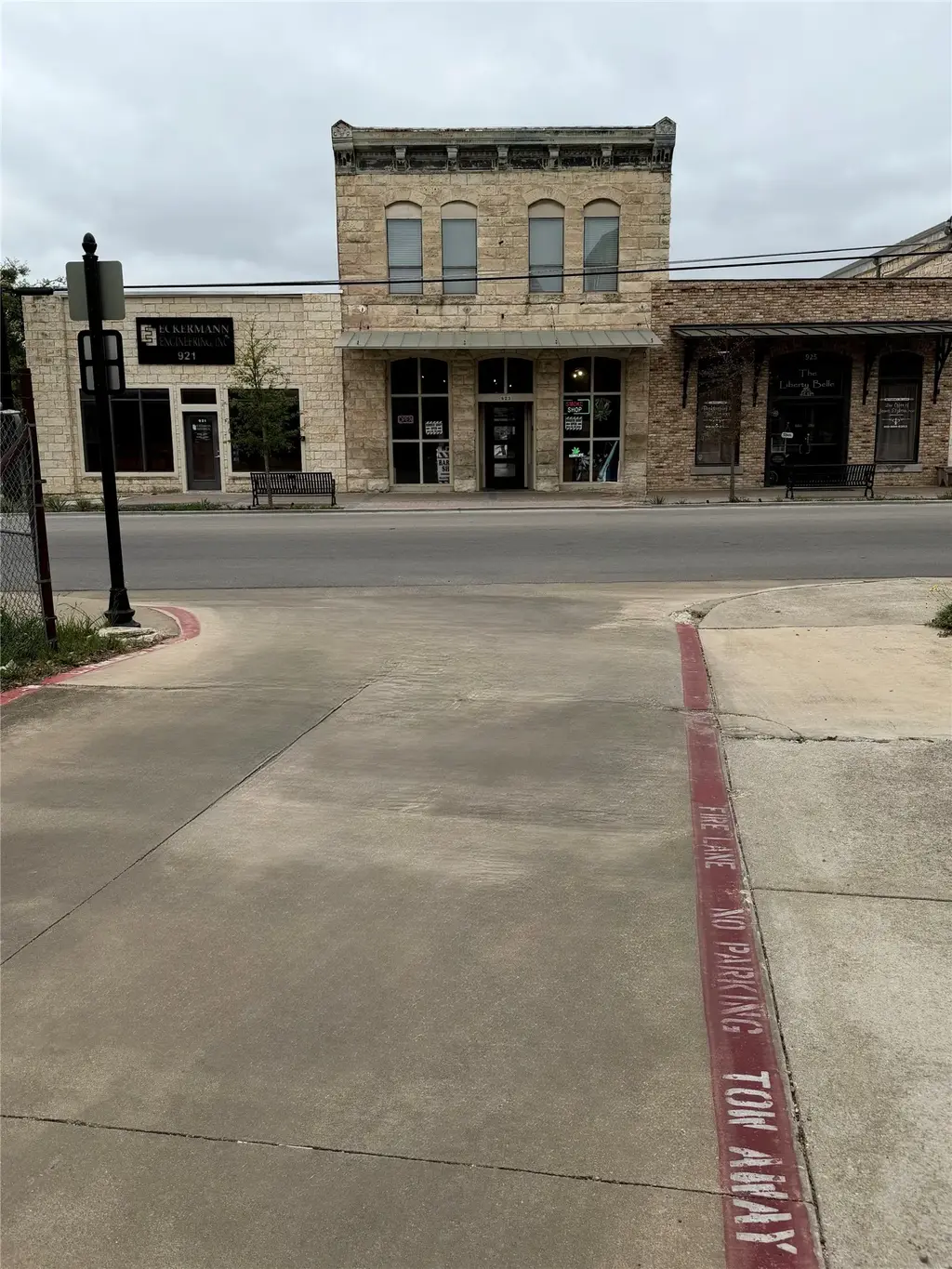 N/A, Liberty Hill