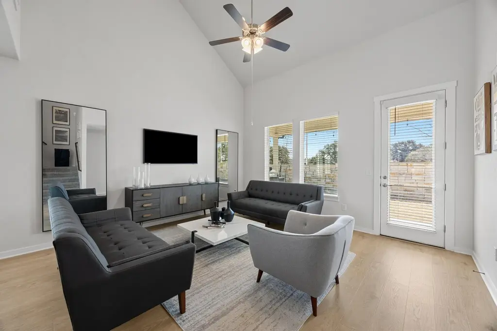 432 Tinto Street, Leander