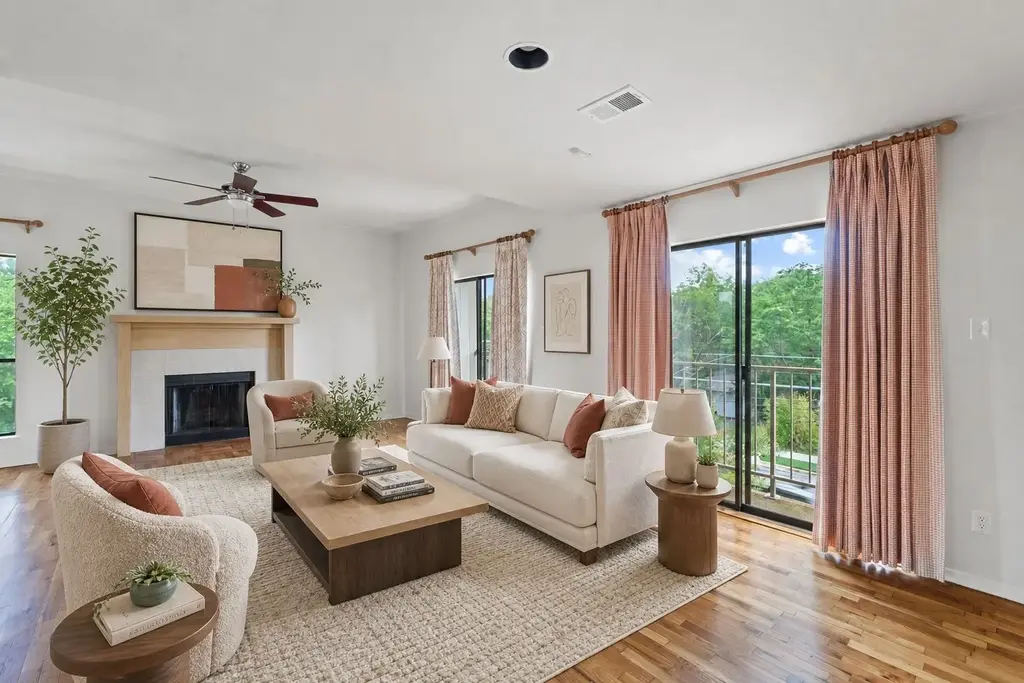 409 E 38th Street 305, Austin