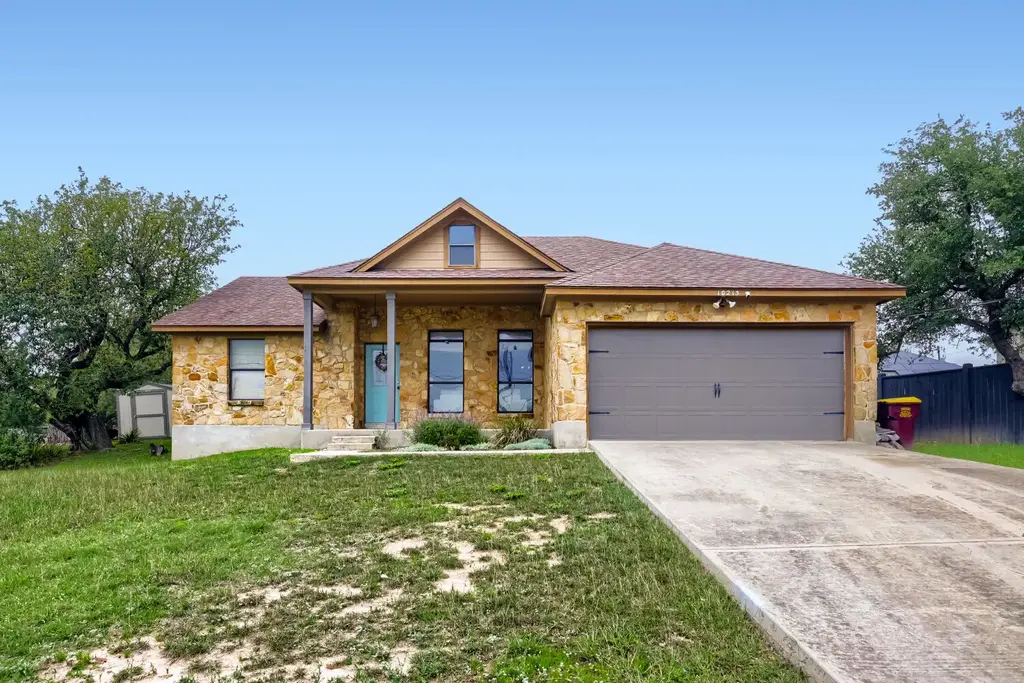 10213 Thomas Lane, Dripping Springs