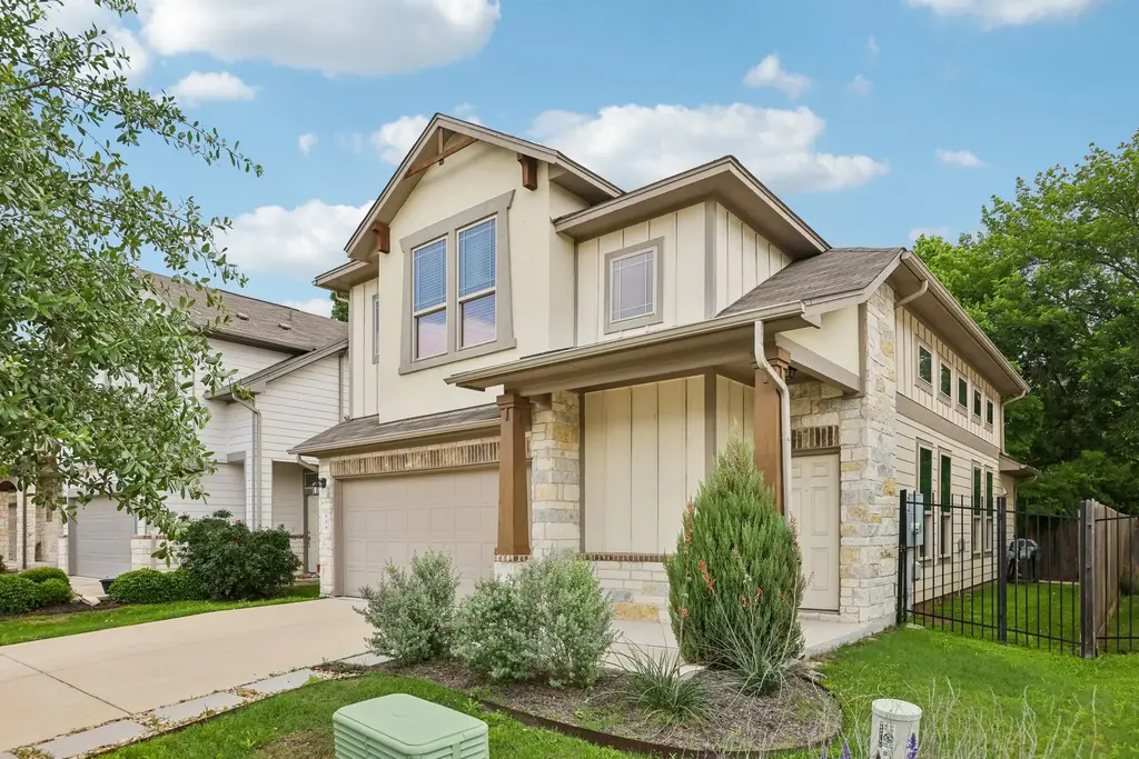 808 Totis Road, Austin
