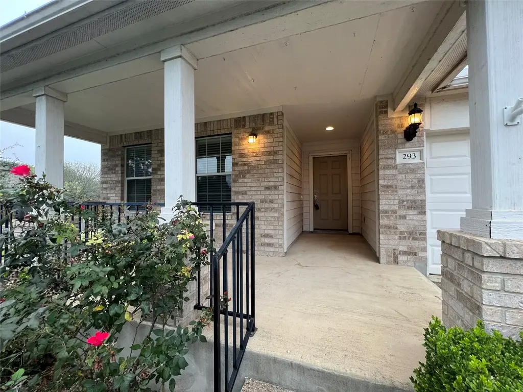 293 Camelia Parkway, Kyle