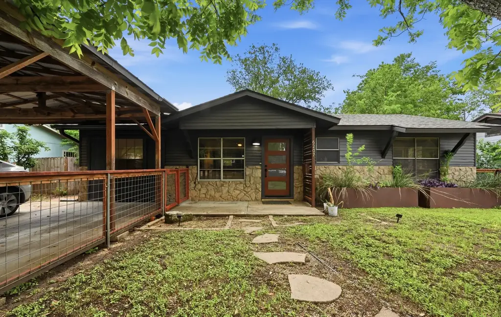 6207 Hickman Avenue, Austin