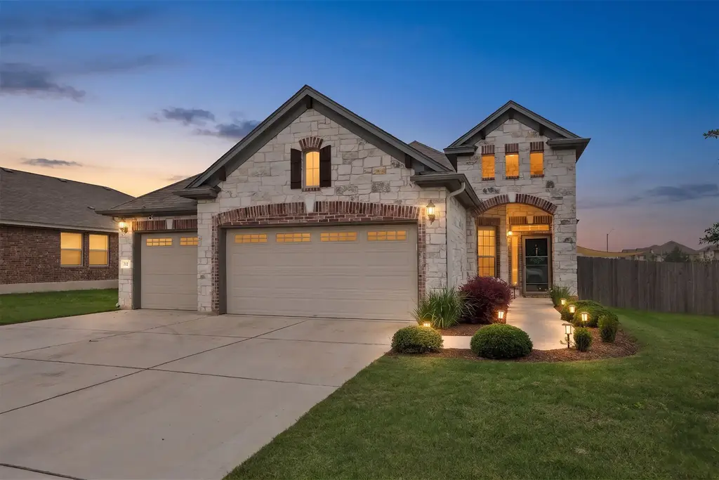 732 Manzano Lane, Pflugerville
