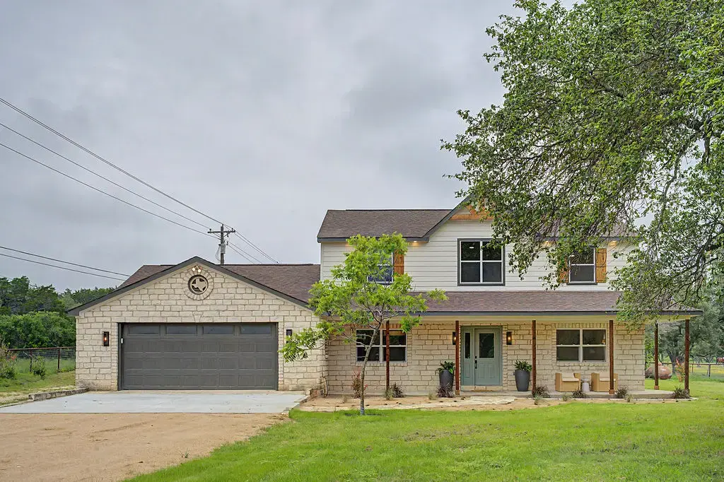 200 E Meadow Lane, Wimberley