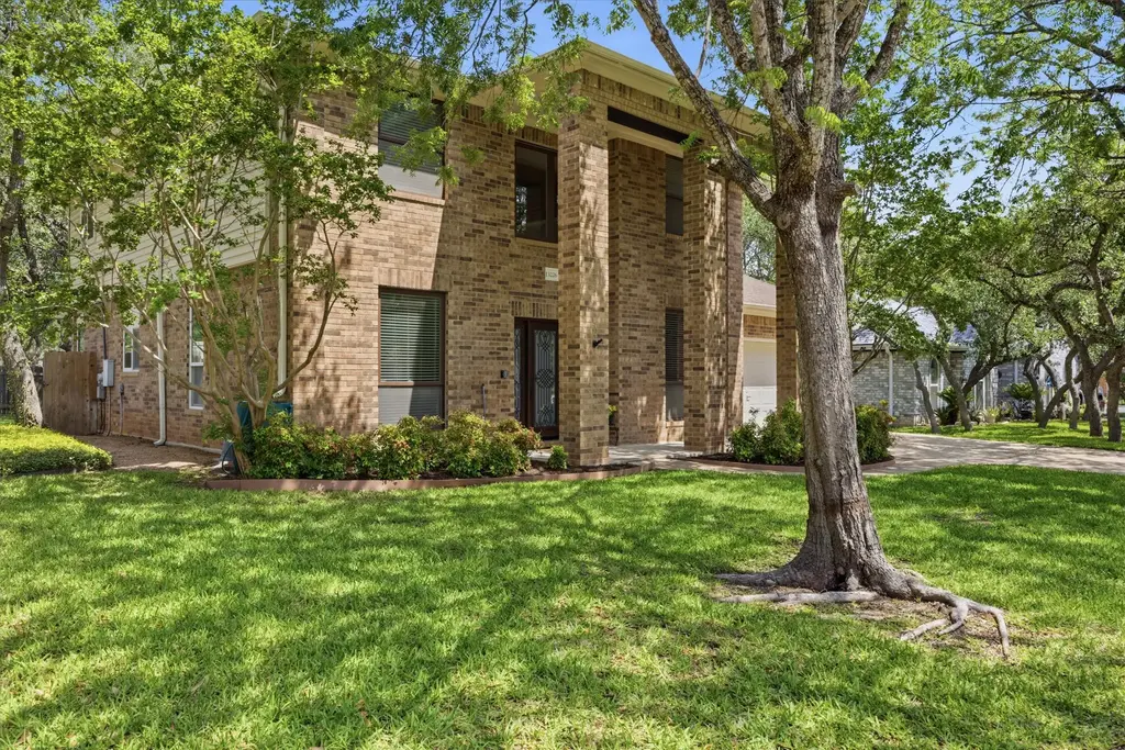 13226 Adonis Drive, Austin