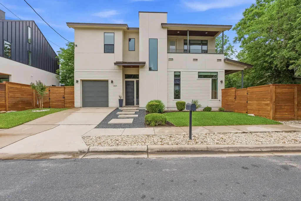 1307 Clifford Avenue, Austin