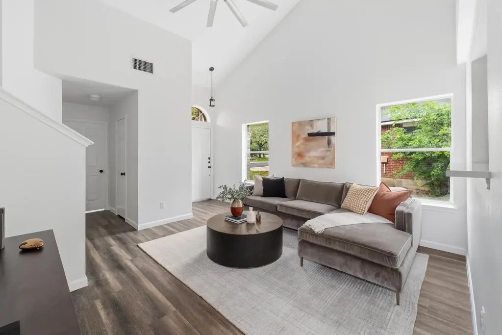 11207 Canterbury Tales Lane, Austin