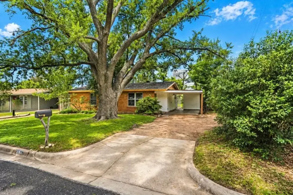 5104 Waterbrook Drive, Austin