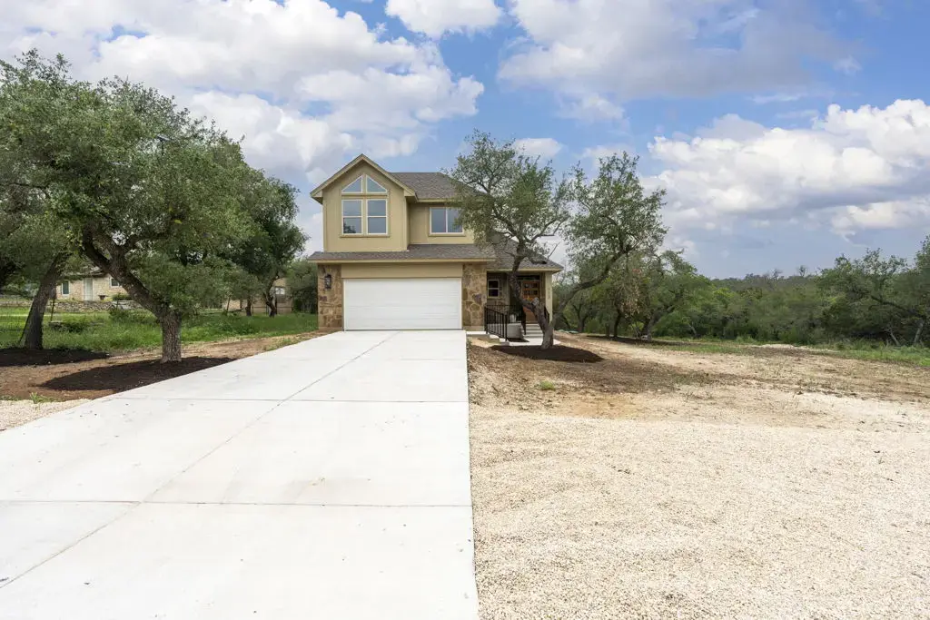 112 Twin Creek Circle, Dripping Springs