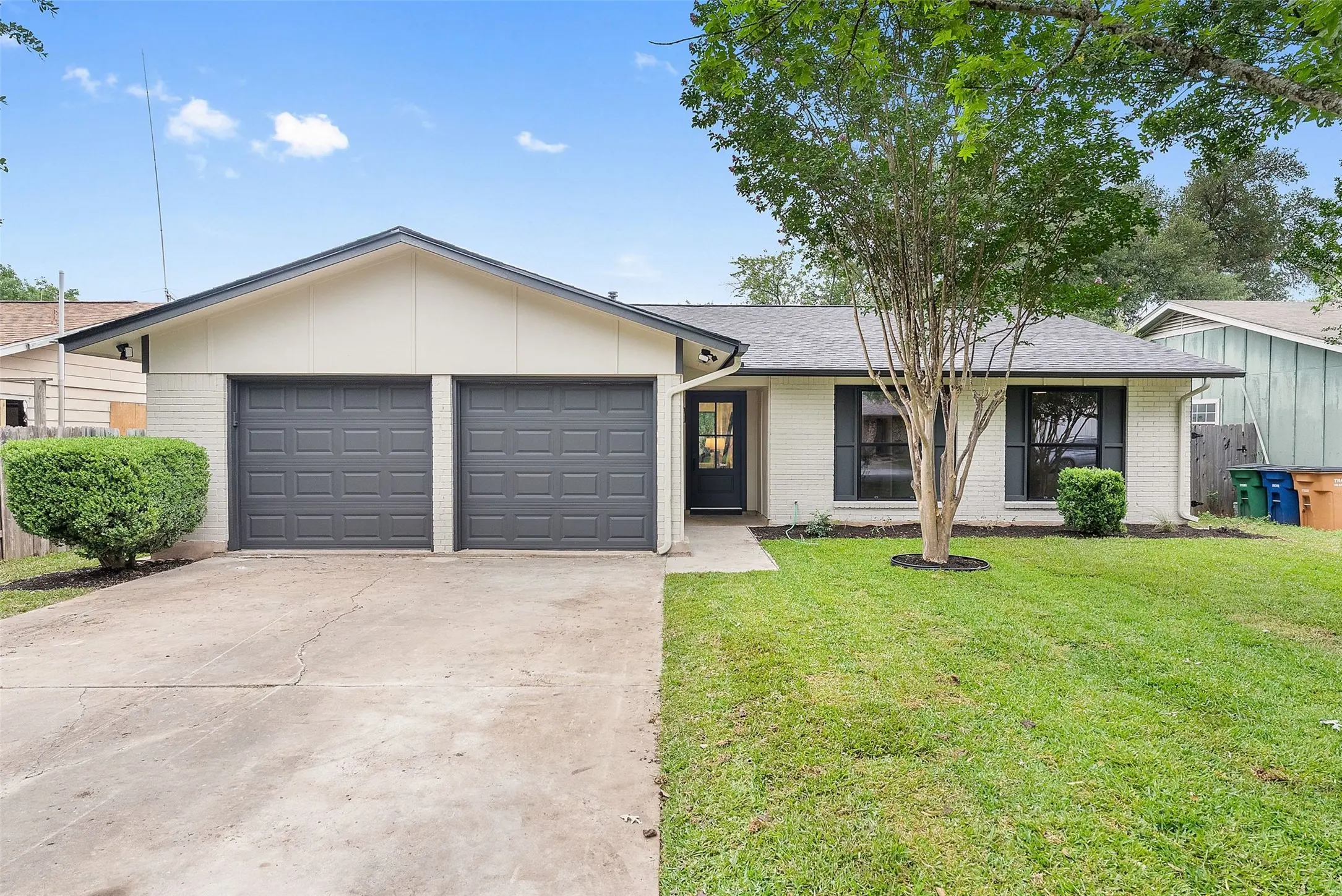 Photo of Listing #5256427