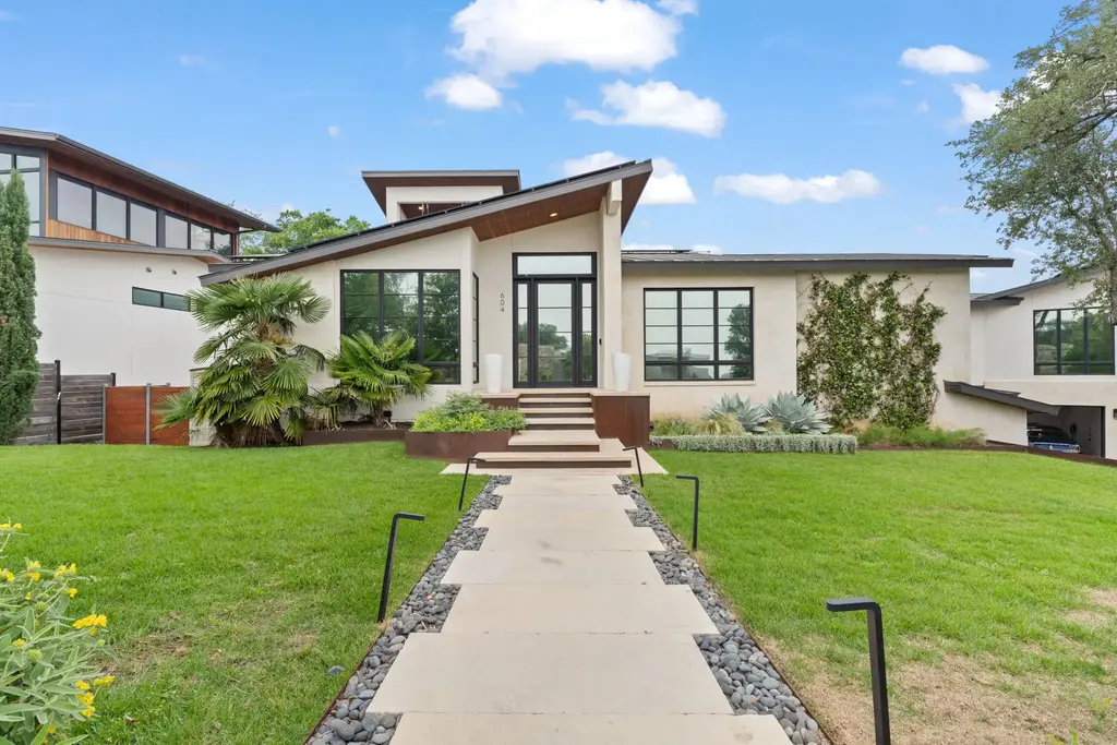 604 Brookhaven Trail, Austin