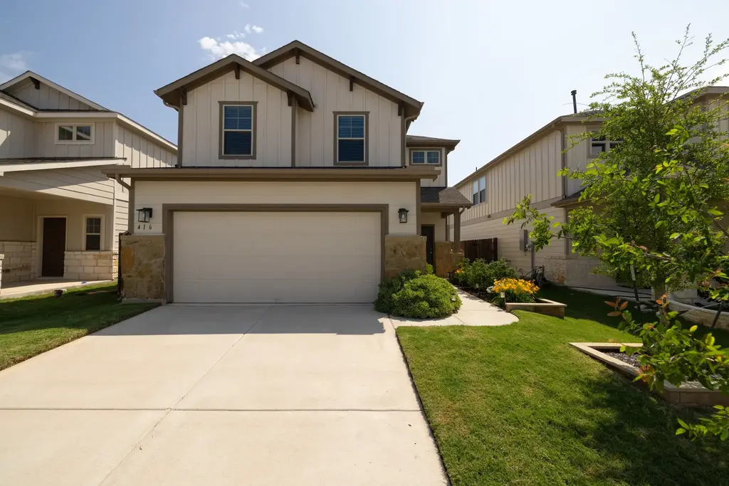 416 Bella Luna Way, Liberty Hill