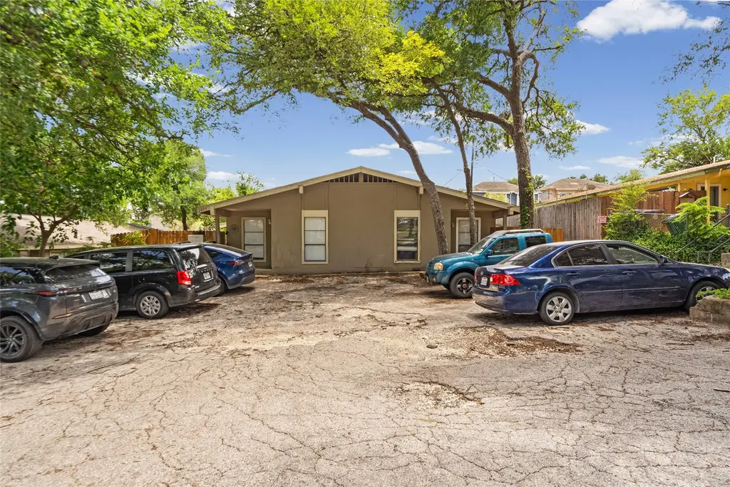 2809 Parker Lane D, Austin