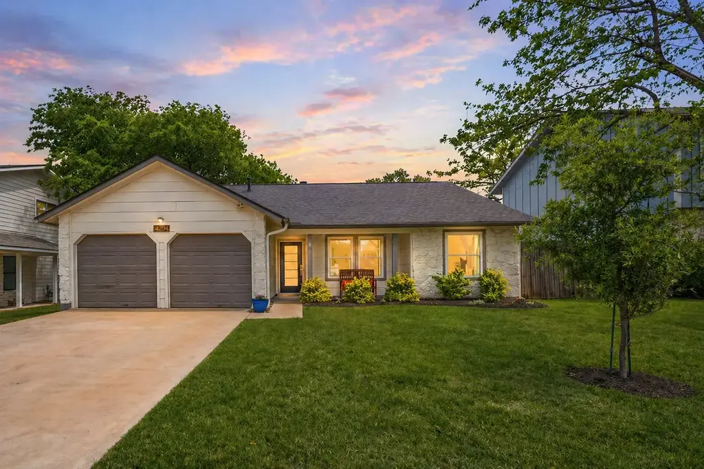4810 Pelham Drive, Austin