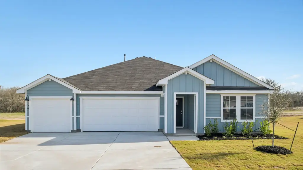 179 Great Northern Drive, Cedar Creek