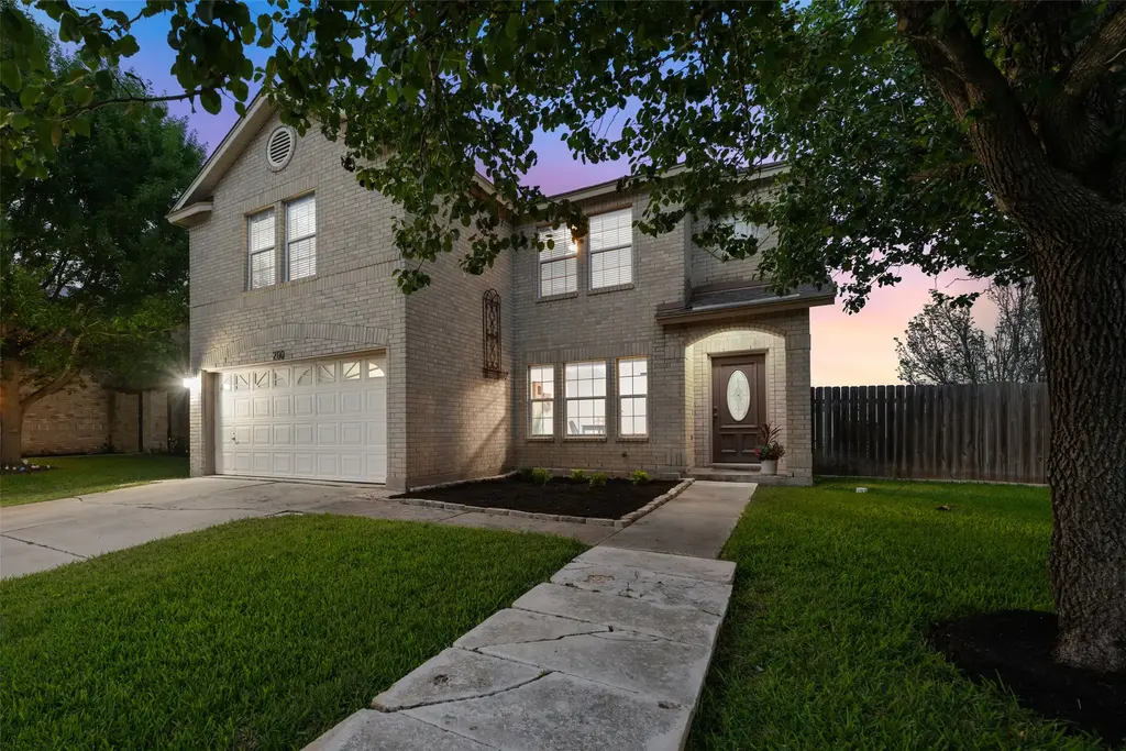 200 Deercreek Lane, Leander