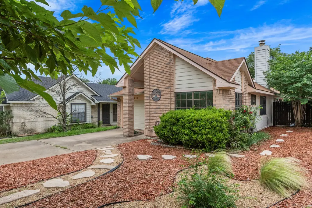 14220 Anita Marie Lane, Austin