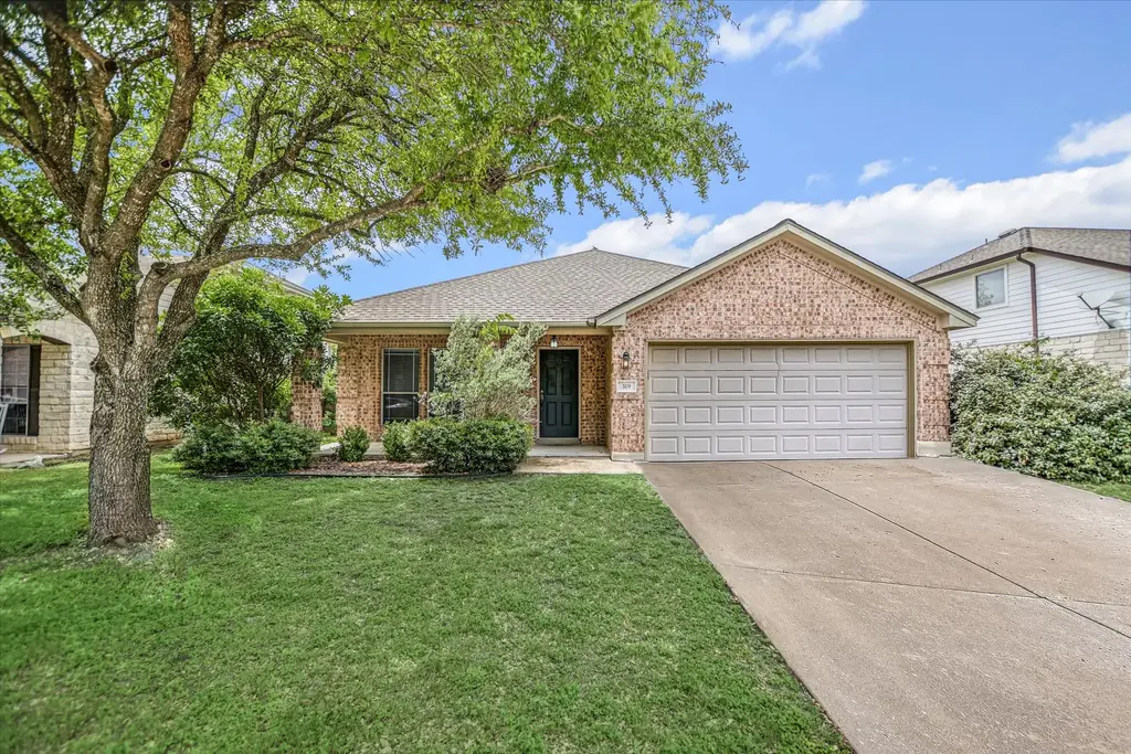 319 Lone Star Boulevard, Hutto