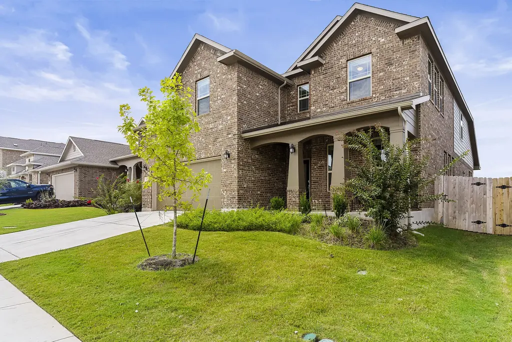 607 Allende Bend, Austin