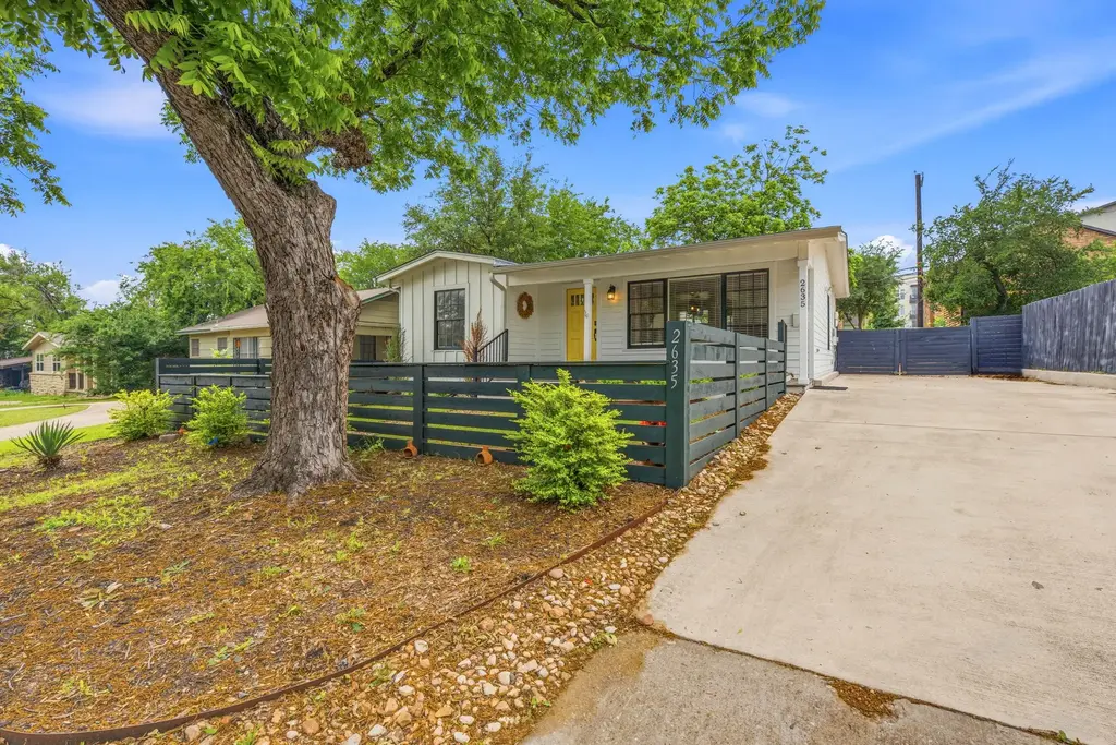 2635 W 45th Street, Austin