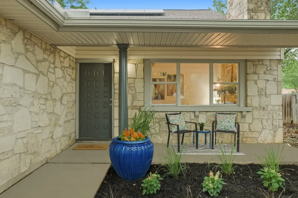 8202 Alcorn Circle, Austin