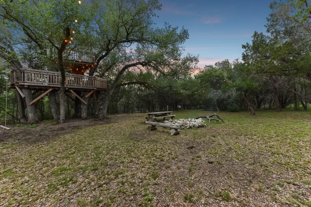 9004 Tara Lane, Austin