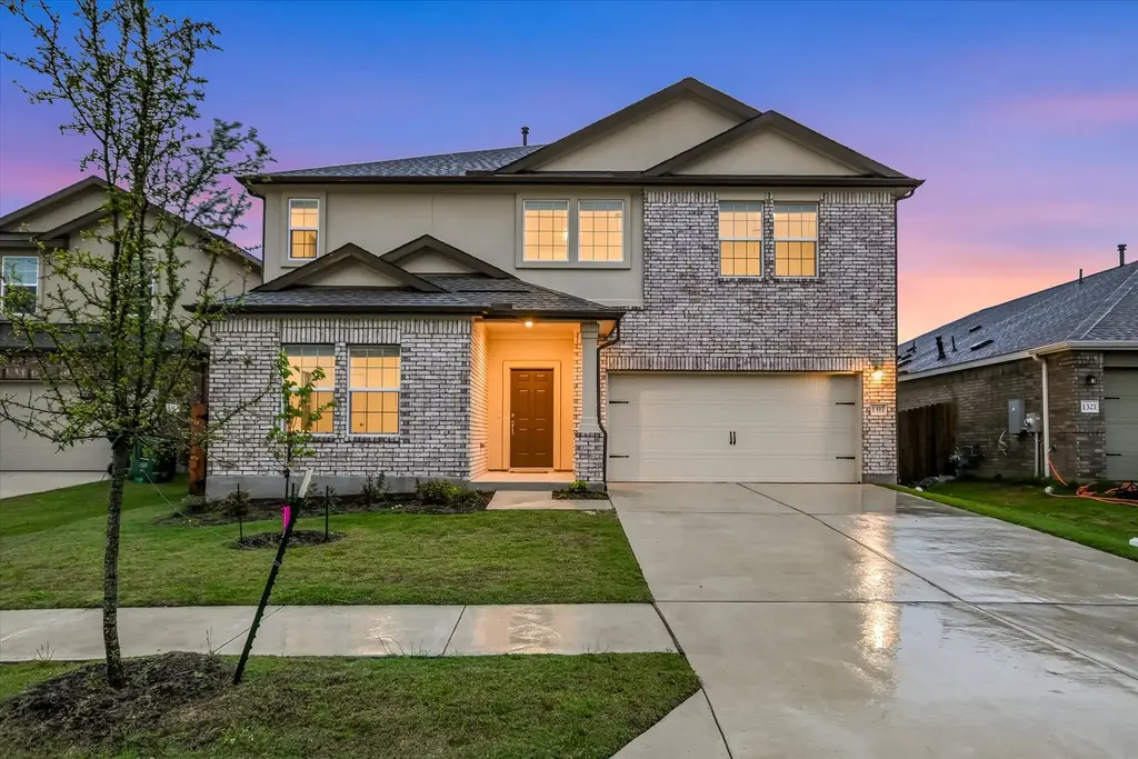 1317 Aquilla Drive, Leander