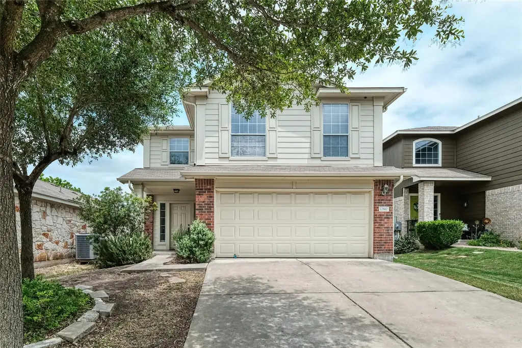 12812 Thomas Jefferson Street, Manor