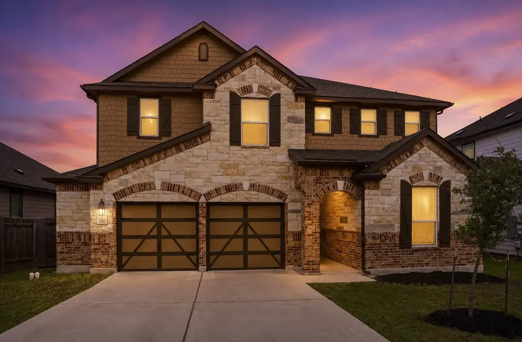 282 Crimson Lane, Kyle