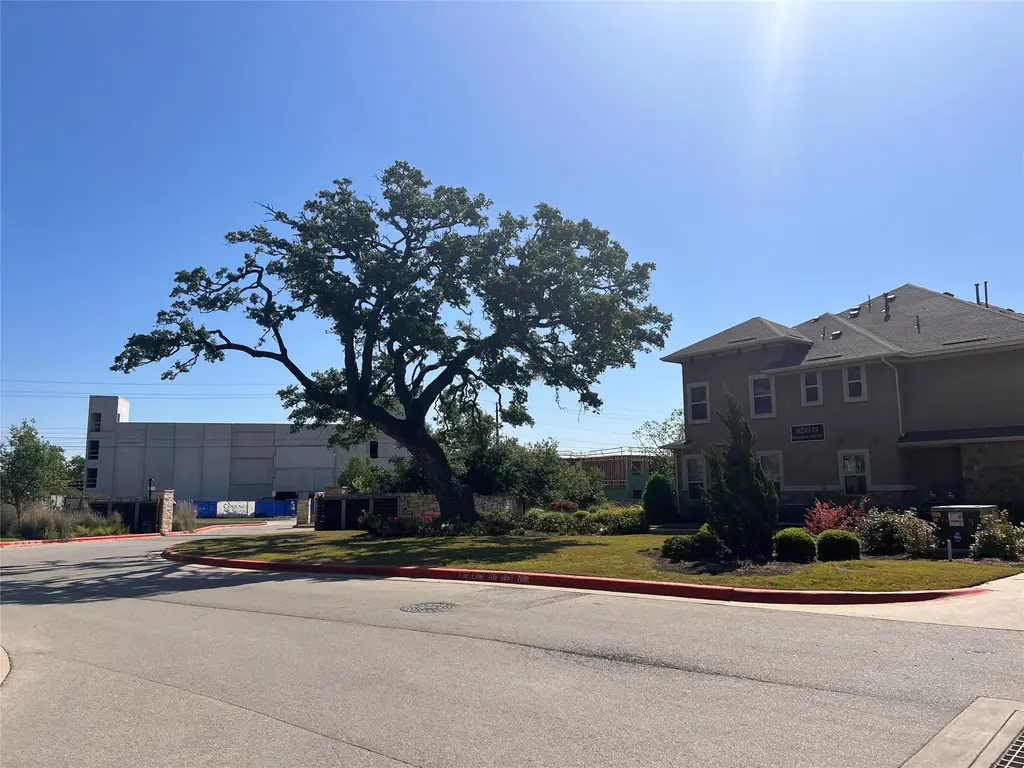 13800 Lyndhurst Street 123, Austin