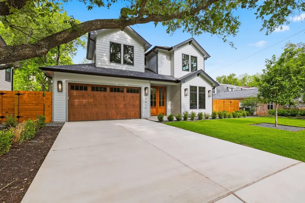 6611 Lexington Road, Austin