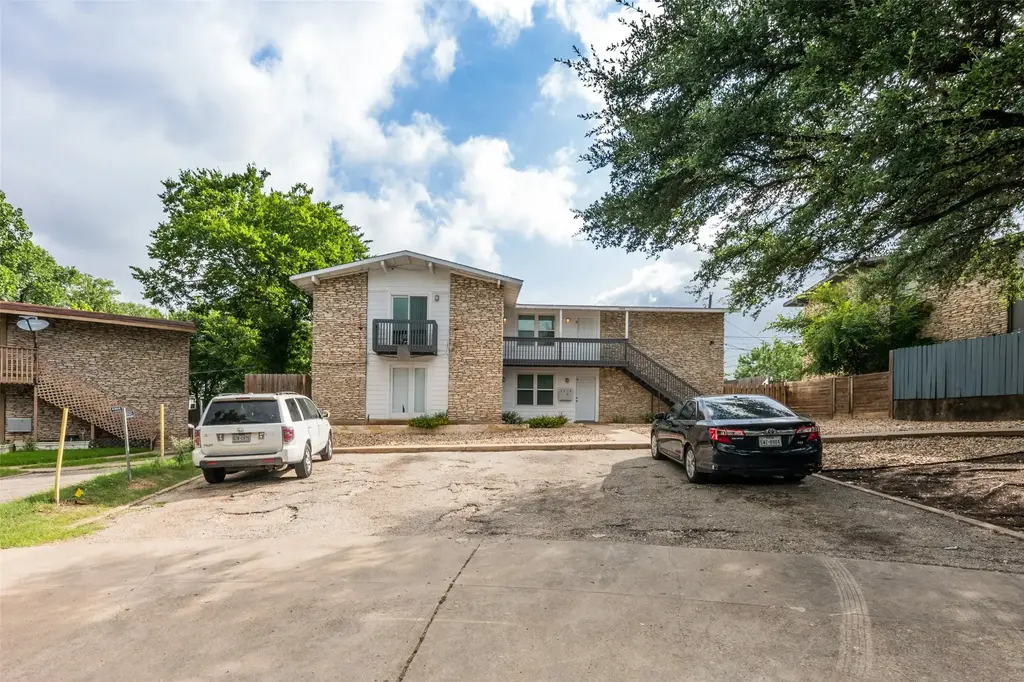 2504 Manor Circle C, Austin